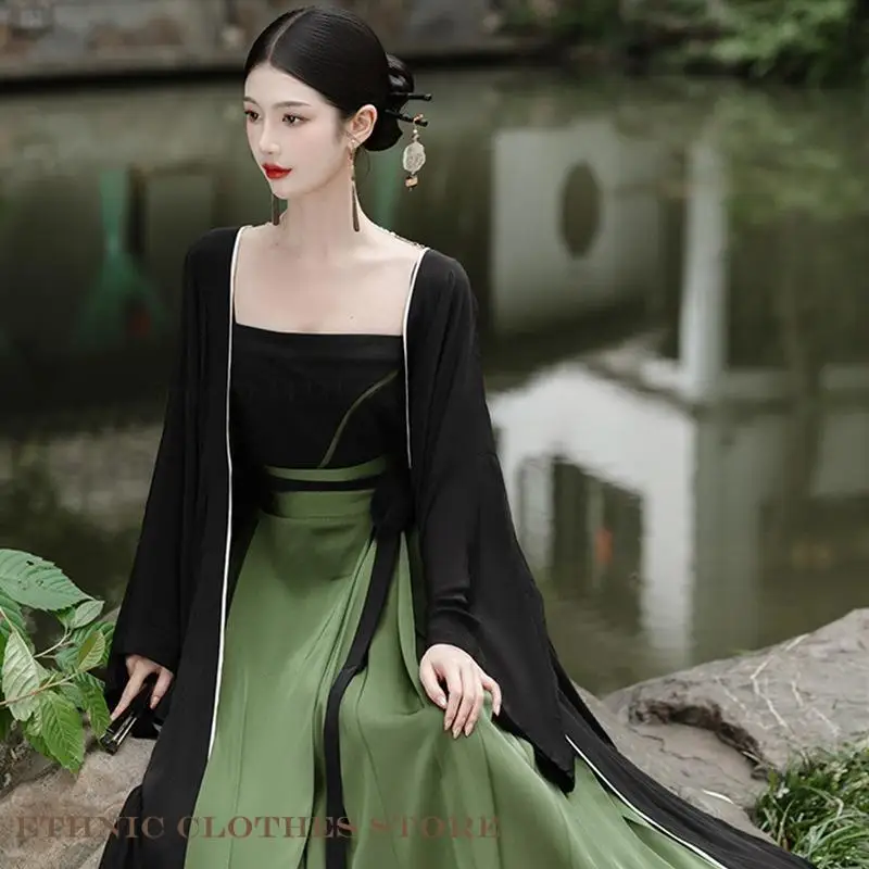 Chinese Retro Improved Hanfu Dress Cami Horse Face Skirt Long Cardigan Three Piece Set New Chinese Style Song Dynasty Uniform
Chinese Retro Improved Hanfu Dress Cami Horse Face Skirt Long Cardigan Three Piece Set New Chinese Style Song Dynasty Uniform