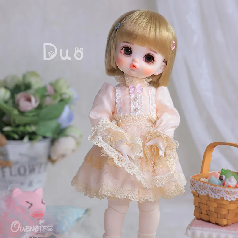 Duo 1/6 BJD Doll Hair Clips Light Pink Lace Dress Of The Resin Toys for Kids Gift For Children ShugaFairy
Duo 1/6 BJD Doll Hair Clips Light Pink Lace Dress Of The Resin Toys for Kids Gift For Children ShugaFairy