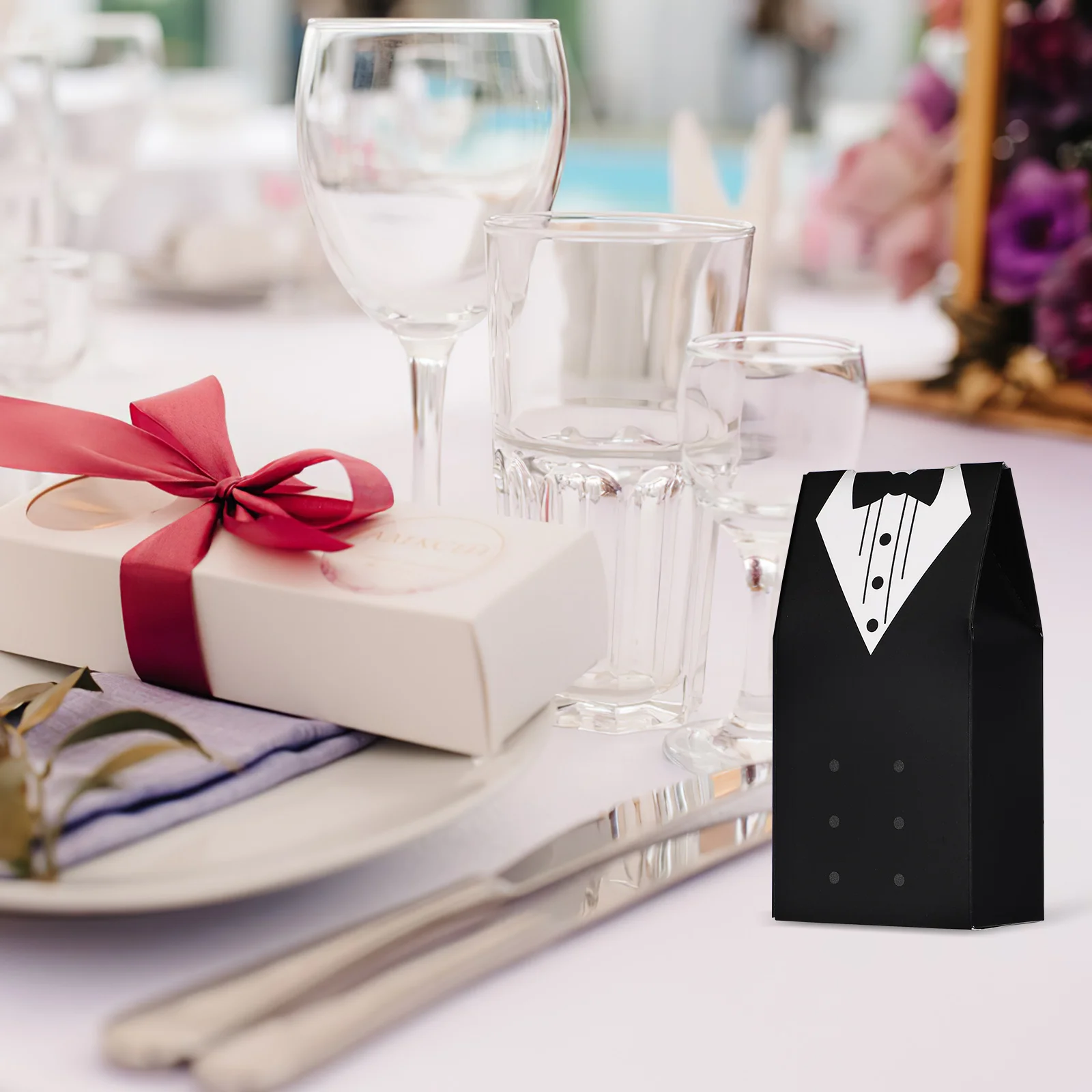 50Pcs Groom Tuxedo Bridal Dress Candy Boxes Exquisite Wedding Party Favor Candy Packaging Foldable Gift Box Choclolate Boxes 
50Pcs Groom Tuxedo Bridal Dress Candy Boxes Exquisite Wedding Party Favor Candy Packaging Foldable Gift Box Choclolate Boxes