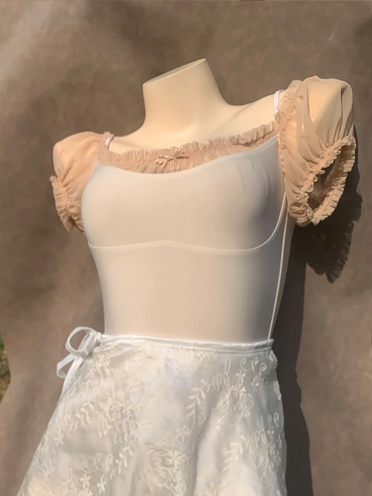 Adult Women's White Camellia Halter Neck Backless Ballet Leotard Gymnastics Bodysuit Dancewear Female
Adult Women's White Camellia Halter Neck Backless Ballet Leotard Gymnastics Bodysuit Dancewear Female