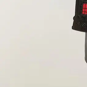 Personalized And Creative Women's Three-dimensional House Shaped Crossbody Bag Fashionable Rivet Shoulder Bags For Woman 2025New
Personalized And Creative Women's Three-dimensional House Shaped Crossbody Bag Fashionable Rivet Shoulder Bags For Woman 2025New