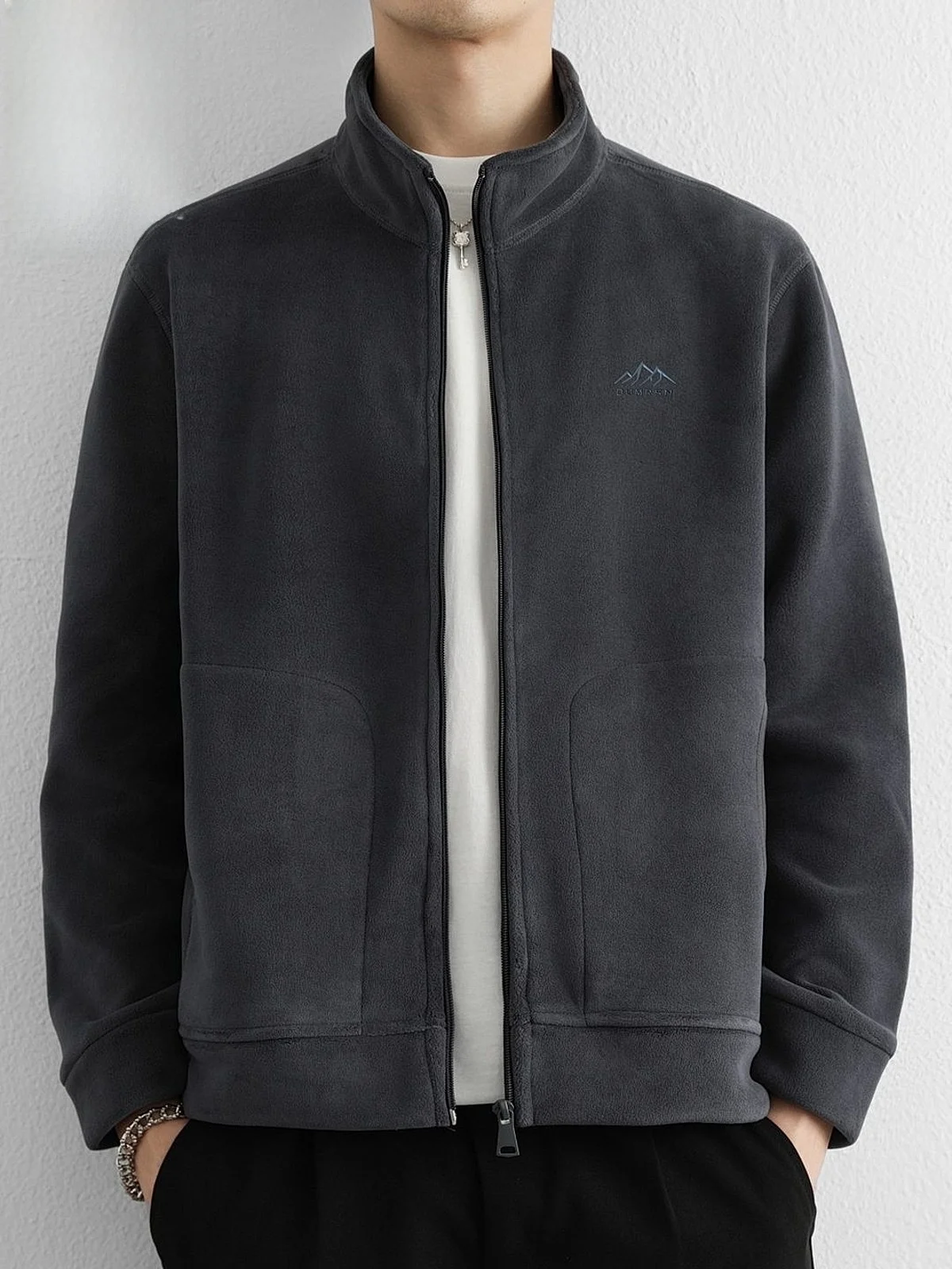 Мужской кардиган-свитшот с утолщенным воротником-стойкой, повседневная верхняя одежда, весна 2026, новинка, свободный крой, длинный рукав
Мужской кардиган-свитшот с утолщенным воротником-стойкой, повседневная верхняя одежда, весна 2026, новинка, свободный крой, длинный рукав