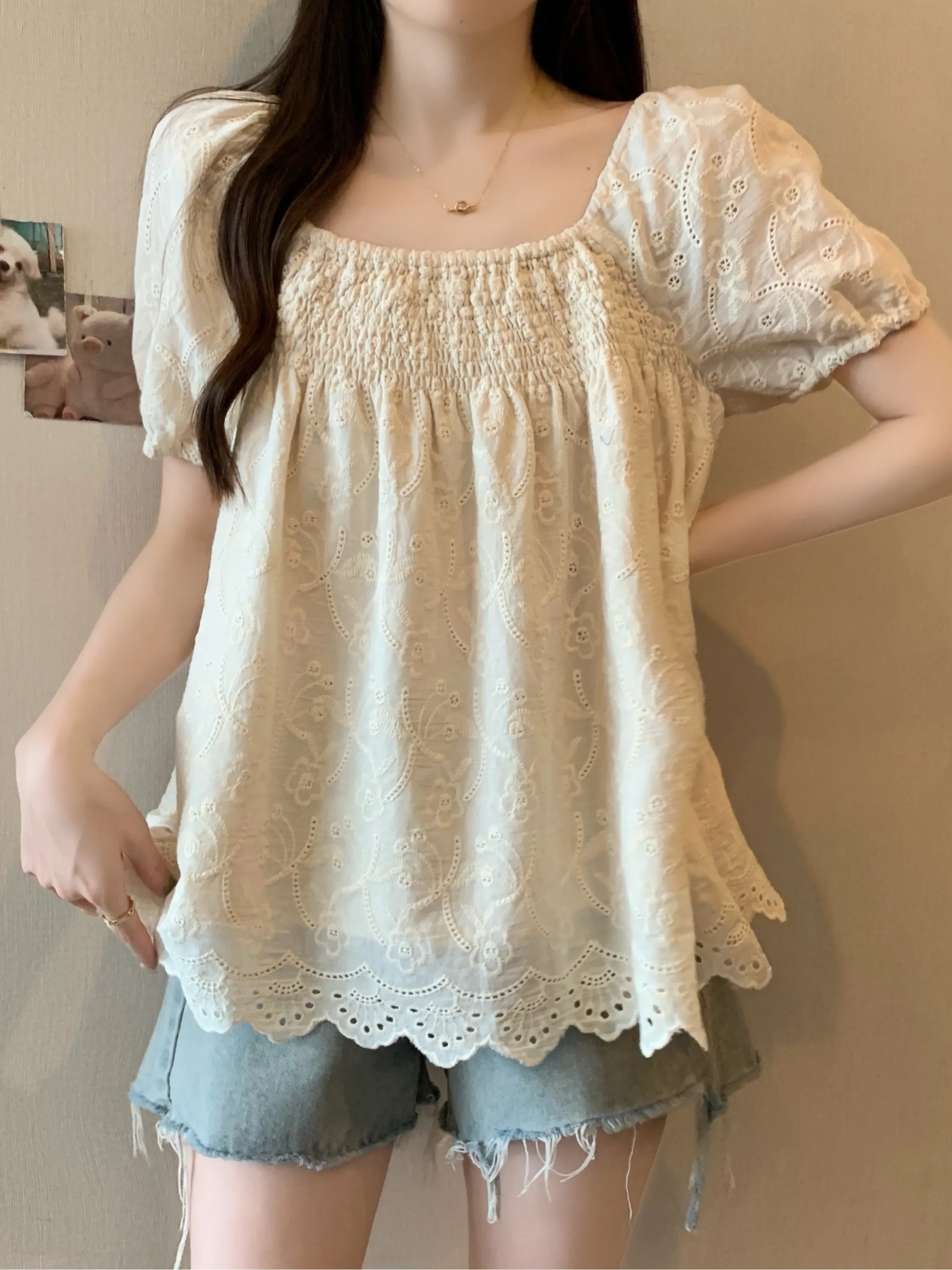 plus Size Women's Fashionable Square Collar Short Sleeve Hollow out Shirt Versatile Design Summer New Arrival Slimming Effect
plus Size Women's Fashionable Square Collar Short Sleeve Hollow out Shirt Versatile Design Summer New Arrival Slimming Effect