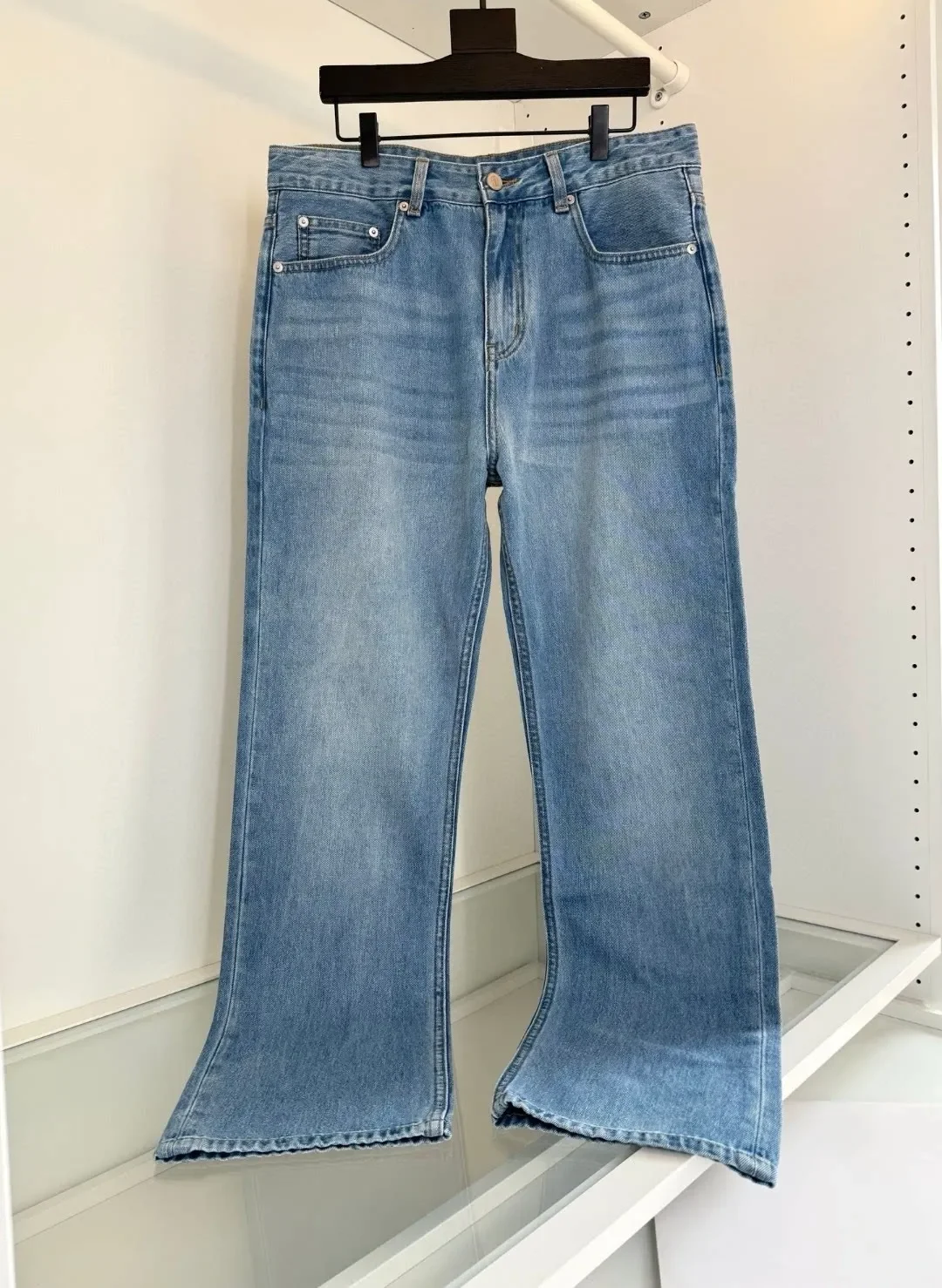 BC Italian thin denim version straight tube micro-elastic business casual pants 26ss
BC Italian thin denim version straight tube micro-elastic business casual pants 26ss