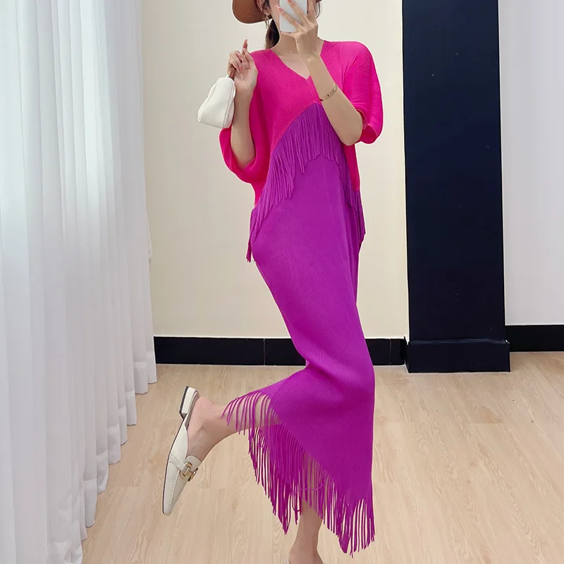 Miyake Comfortable High-End V-neck Batwing Sleeve Dress Women 2023 Spring Festival New Pleated Graceful Luxury Evening Dresses
Miyake Comfortable High-End V-neck Batwing Sleeve Dress Women 2023 Spring Festival New Pleated Graceful Luxury Evening Dresses