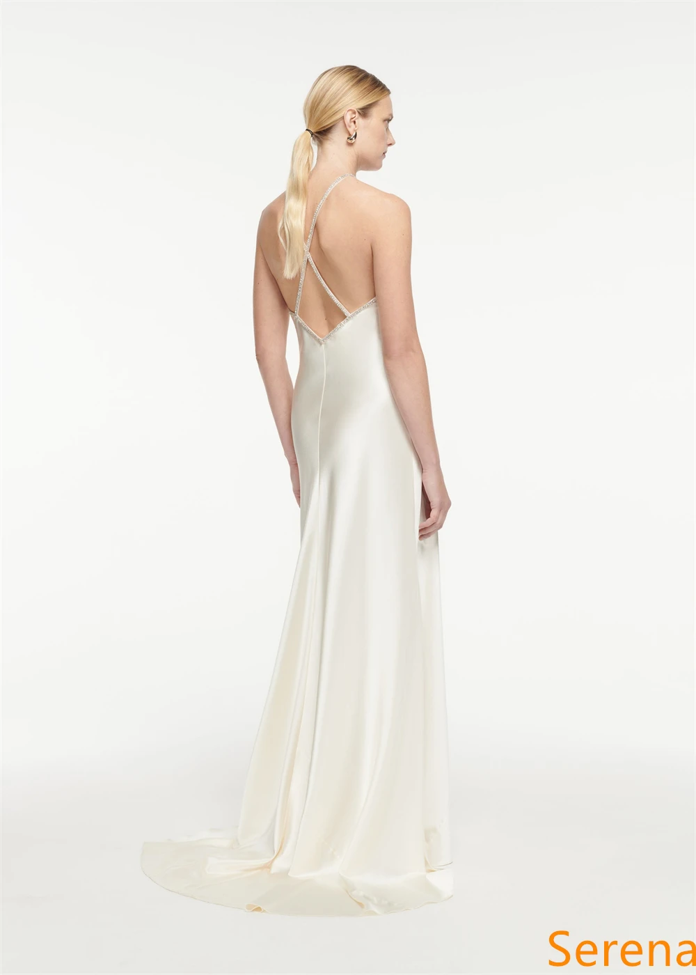 Customized Modern White Satin Evening Dress Halter Sleeveless Homecoming Dress Bespoke Occasion Gowns High Quality Open Back
Customized Modern White Satin Evening Dress Halter Sleeveless Homecoming Dress Bespoke Occasion Gowns High Quality Open Back