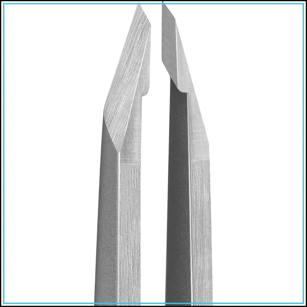 Precision Stainless Steel Slant Tweezers for Facial Hair & Blackhead Removal, with Travel Case
Precision Stainless Steel Slant Tweezers for Facial Hair & Blackhead Removal, with Travel Case