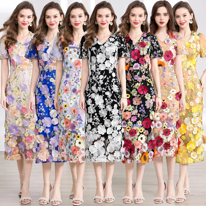 Embroidered three-dimensional decal summer elegant bubble sleeve dress V-neck slit dress summer dress women clothing
Embroidered three-dimensional decal summer elegant bubble sleeve dress V-neck slit dress summer dress women clothing