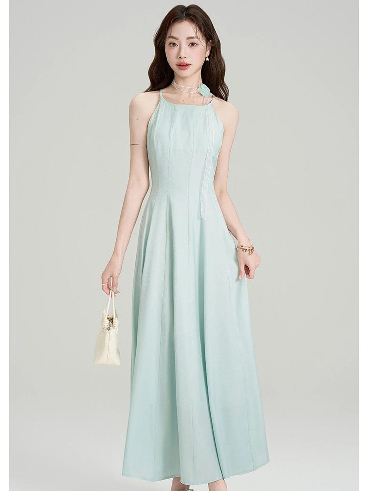 Summer Blue Waist-Cinching Dress Women's Holiday Style High Waist French Country Chic White-Lightening Long Gown
Summer Blue Waist-Cinching Dress Women's Holiday Style High Waist French Country Chic White-Lightening Long Gown