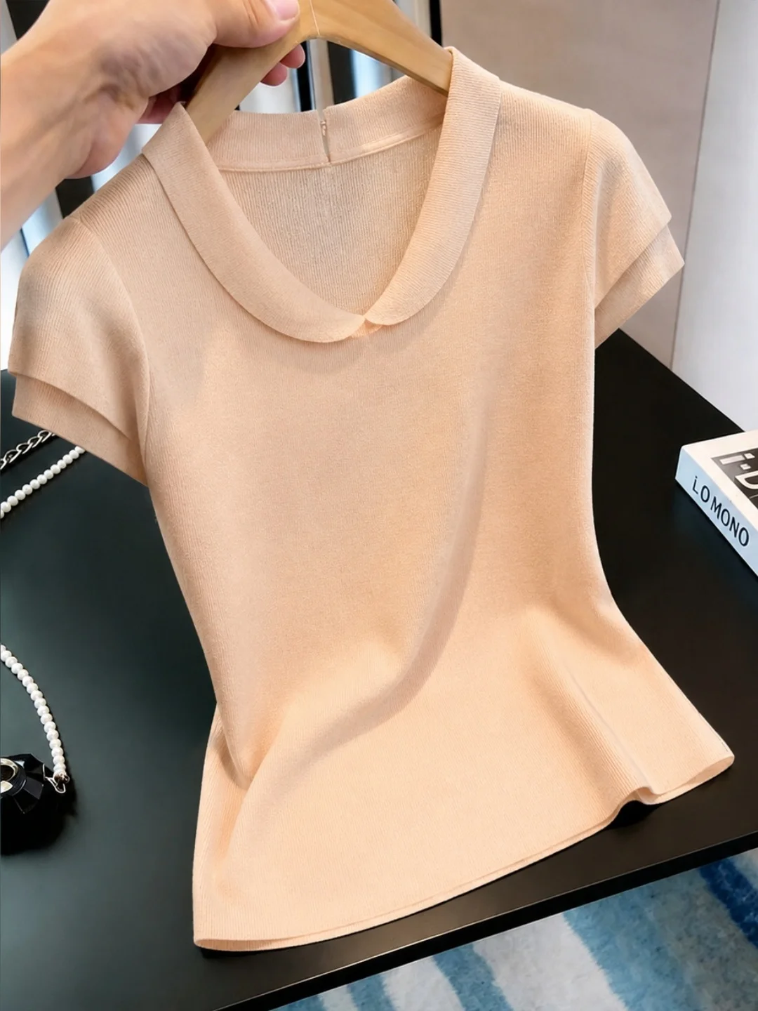 Korean Style Casual Soft Skin-friendly Silk Knitted Top Summer Slimming Color Versatile Women's Fashion Commute
Korean Style Casual Soft Skin-friendly Silk Knitted Top Summer Slimming Color Versatile Women's Fashion Commute