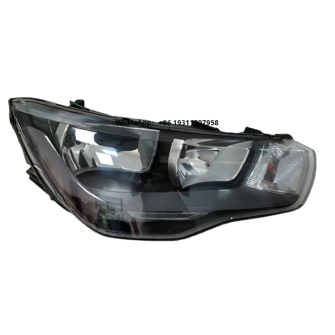 Original Remanufactured Car Headlights Suitable for 2014-2015 A1 Halogen High-quality Car Headlight Assembly Device
Original Remanufactured Car Headlights Suitable for 2014-2015 A1 Halogen High-quality Car Headlight Assembly Device