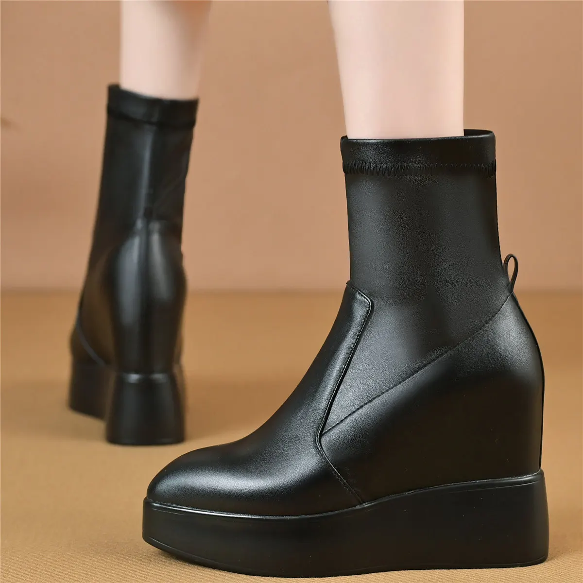High Top Platform Pumps Shoes Women Black Genuine Leather Wedges High Heel Ankle Boots Pointed Toe Fashion Sneakers Casual Shoes
High Top Platform Pumps Shoes Women Black Genuine Leather Wedges High Heel Ankle Boots Pointed Toe Fashion Sneakers Casual Shoes