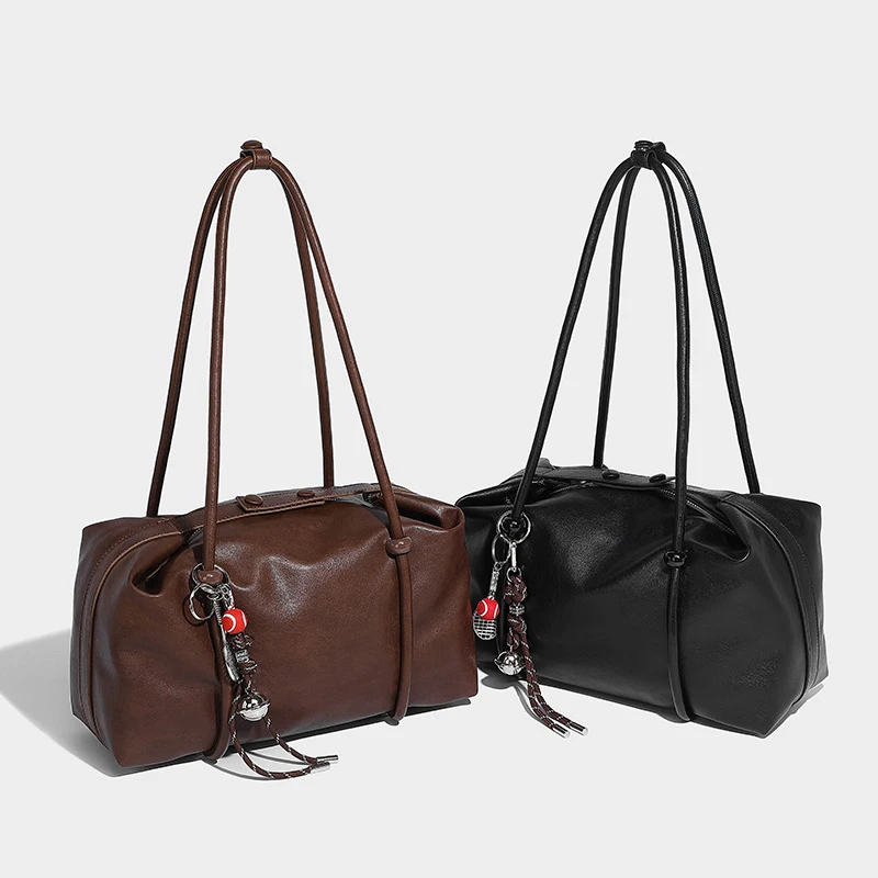 Designer Large Capacity Portable Travel Bag 2025 New Ladies Commuter Tote Bag Fashion Women's Shoulder Underarm Bag With Pendant
Designer Large Capacity Portable Travel Bag 2025 New Ladies Commuter Tote Bag Fashion Women's Shoulder Underarm Bag With Pendant
