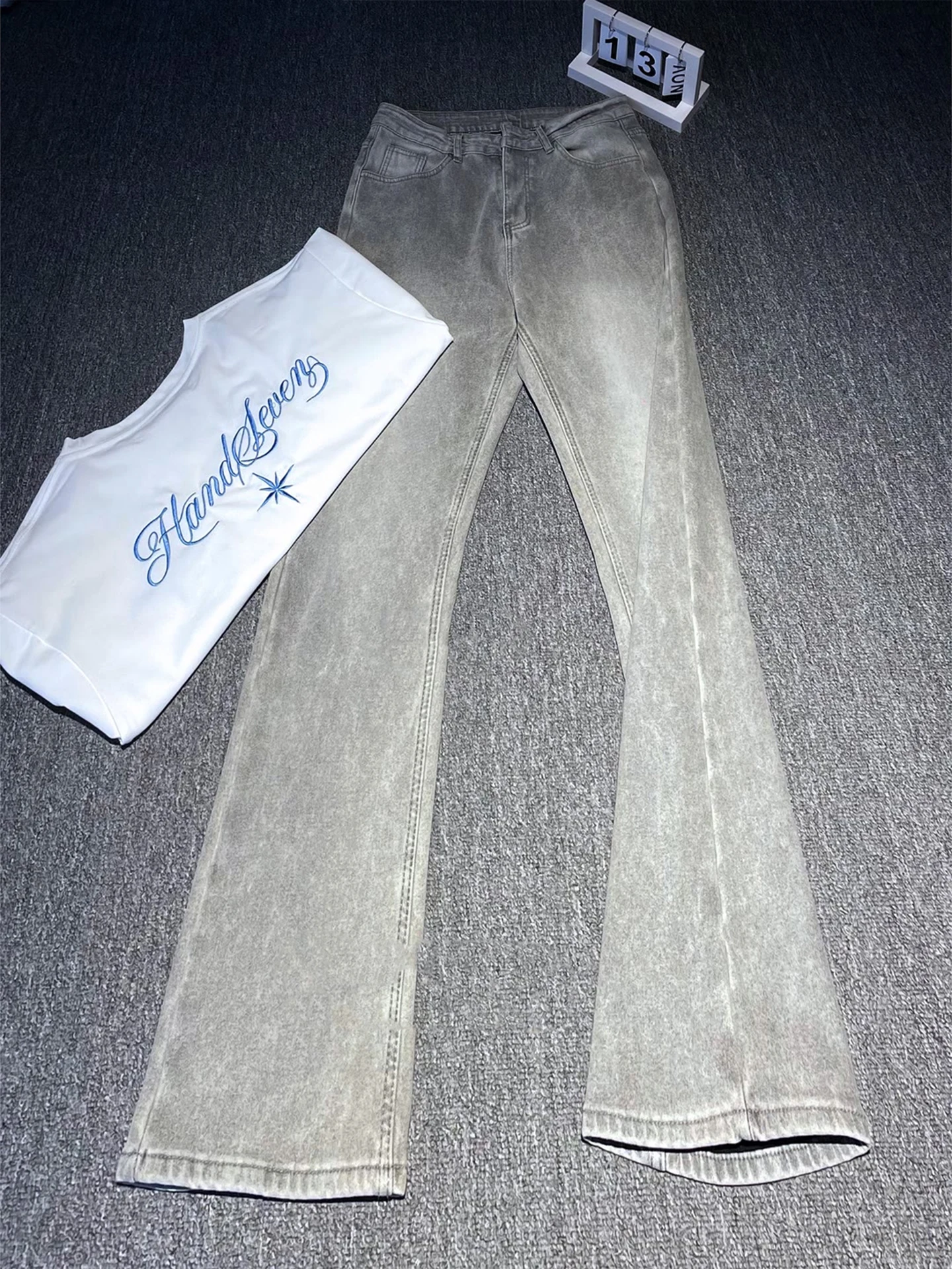 Smoke Grey High Waist Slim Fit American Style Men's Jeans Straight Leg Bell Bottoms Casual Wear Cotton Polyester Blend
Smoke Grey High Waist Slim Fit American Style Men's Jeans Straight Leg Bell Bottoms Casual Wear Cotton Polyester Blend