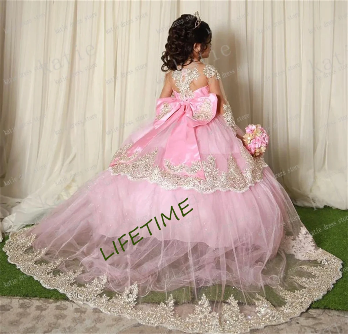 CustomizedFlower Girl Dresses For Wedding Pink Lace Applique Fluffy Tulle With Bow Beauty Pageant Birthday Party Gown Wedding Dr
CustomizedFlower Girl Dresses For Wedding Pink Lace Applique Fluffy Tulle With Bow Beauty Pageant Birthday Party Gown Wedding Dr