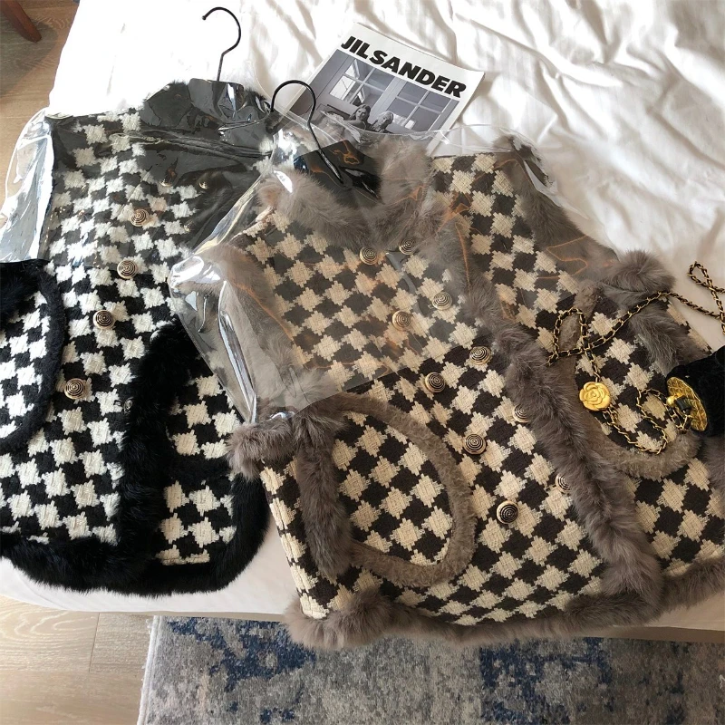 Vest Women's Lamb Plush Wool Long Jacket Female Plaid Print Sleeveless Waistcoat Ladies Single Button Casual Coat Waistcoat G46
Vest Women's Lamb Plush Wool Long Jacket Female Plaid Print Sleeveless Waistcoat Ladies Single Button Casual Coat Waistcoat G46