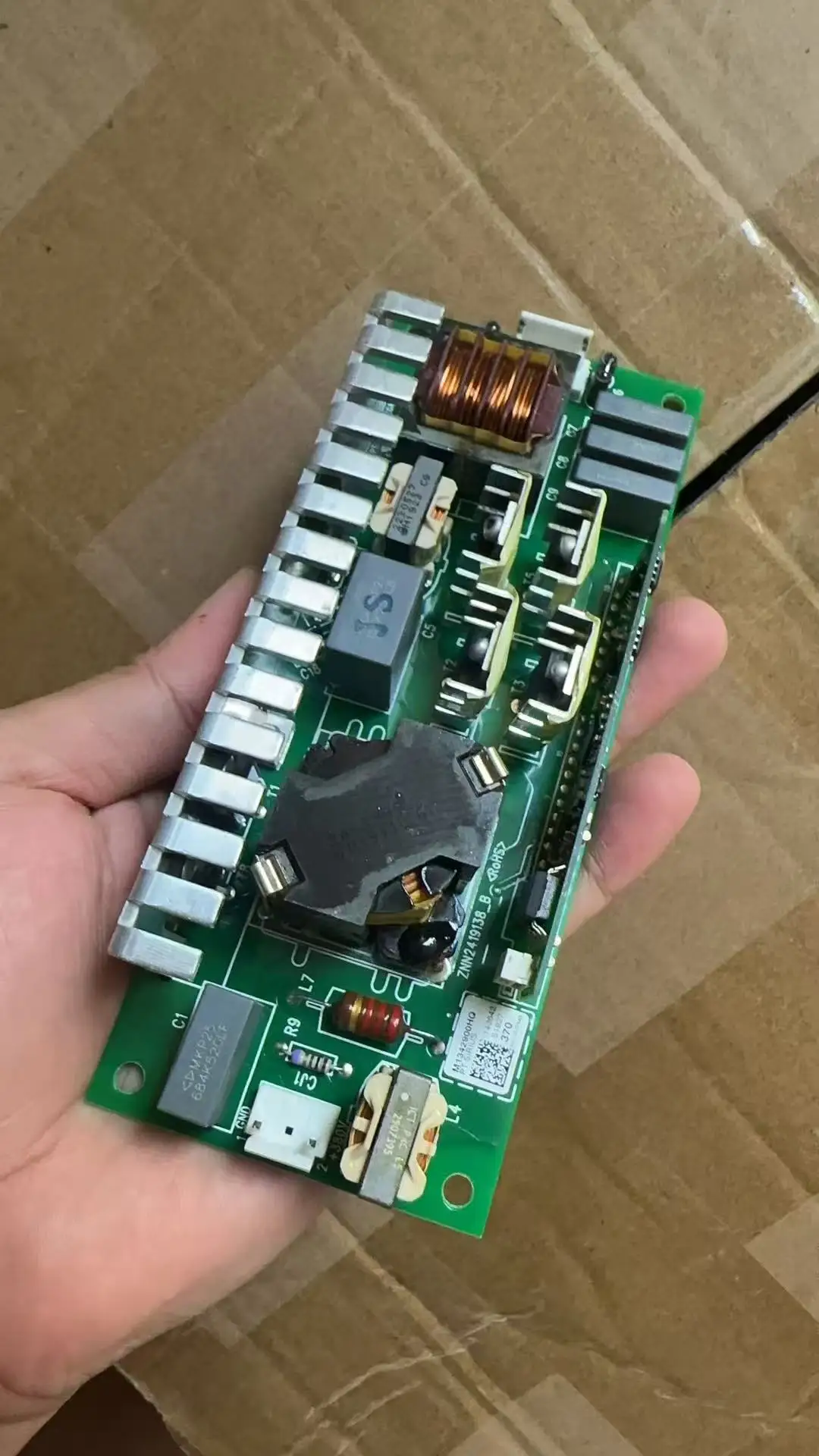 Original REPLACEMENT M1342900HQ PT SIRIUS 370W UNIT For MSD Platinum 18R or YODN MSD 380 R18 LAMP Ballast Electronic
Original REPLACEMENT M1342900HQ PT SIRIUS 370W UNIT For MSD Platinum 18R or YODN MSD 380 R18 LAMP Ballast Electronic