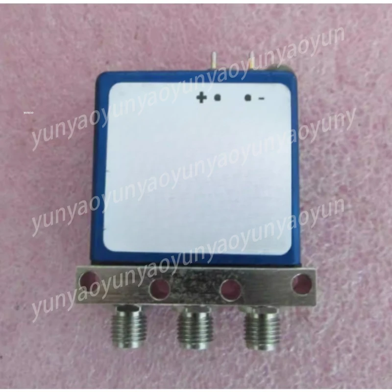 3GHz 300W 24V RF Coaxial Switch, Failsafe Microwave Relay for Test Equipment Communication System
3GHz 300W 24V RF Coaxial Switch, Failsafe Microwave Relay for Test Equipment Communication System