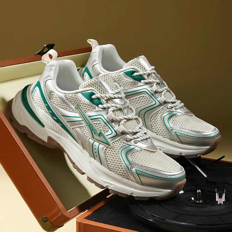 New Men Casual Shoes Outdoor Breathable Running Fashion Walking Leisure Lace-up Jogging Loafers Brand Sneakers Blade Comfortable
New Men Casual Shoes Outdoor Breathable Running Fashion Walking Leisure Lace-up Jogging Loafers Brand Sneakers Blade Comfortable