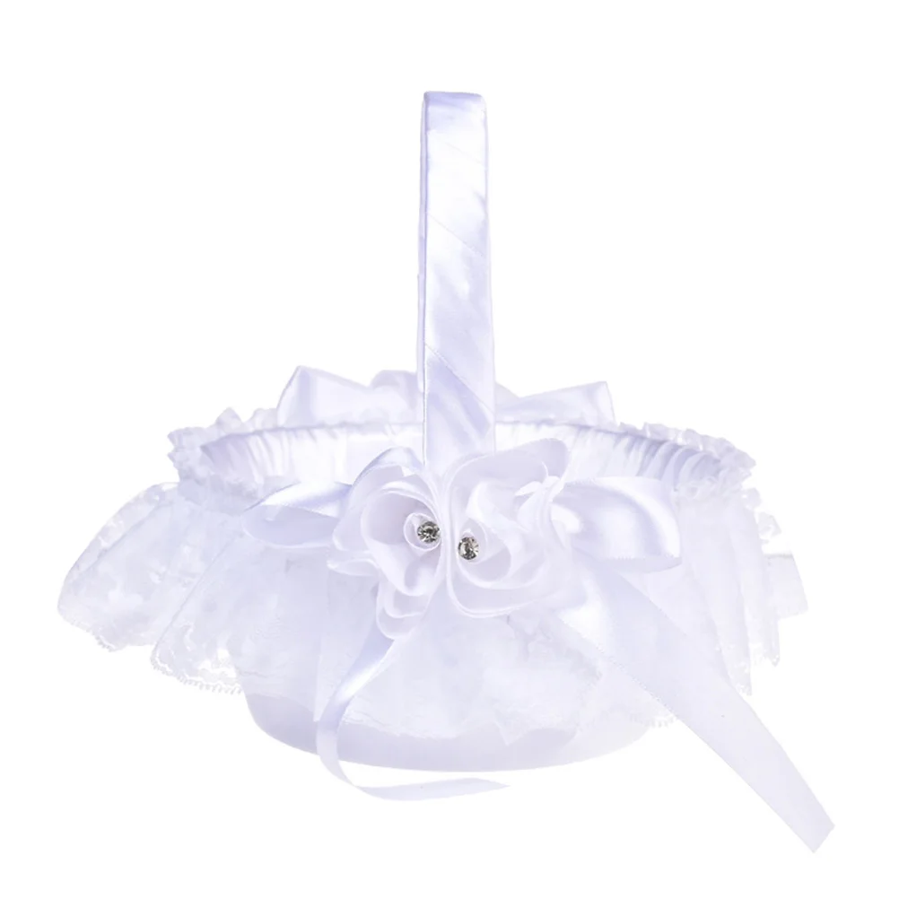 Elegant White Lace Floral Basket Wedding Ceremony Supplies Flower Baskets Petals Holder Romantic Photo Props Western
Elegant White Lace Floral Basket Wedding Ceremony Supplies Flower Baskets Petals Holder Romantic Photo Props Western