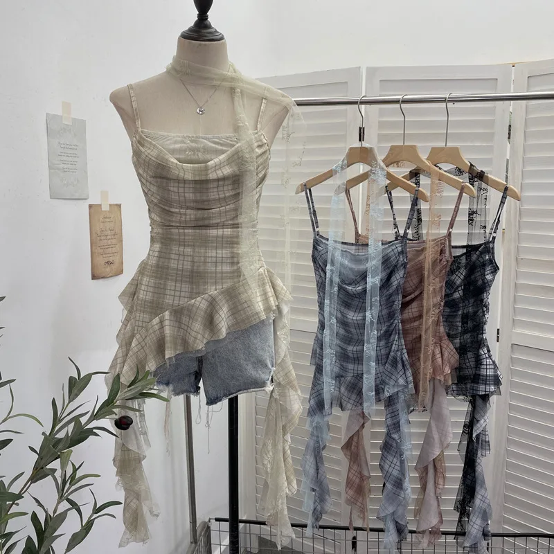 ISAROSE Y2K клетчатая майка для женщин, летний повседневный кружевной шарф, дышащий эластичный сетчатый лоскутный асимметричный тонкий топ с рюшами
ISAROSE Y2K клетчатая майка для женщин, летний повседневный кружевной шарф, дышащий эластичный сетчатый лоскутный асимметричный тонкий топ с рюшами