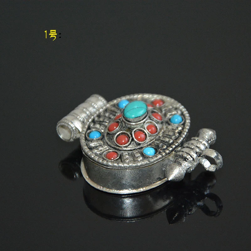 Natural Turquoise Round-Shaped Gahu Box With Six-Character Mantra, Tibetan-Style Pendant Jewelry
Natural Turquoise Round-Shaped Gahu Box With Six-Character Mantra, Tibetan-Style Pendant Jewelry