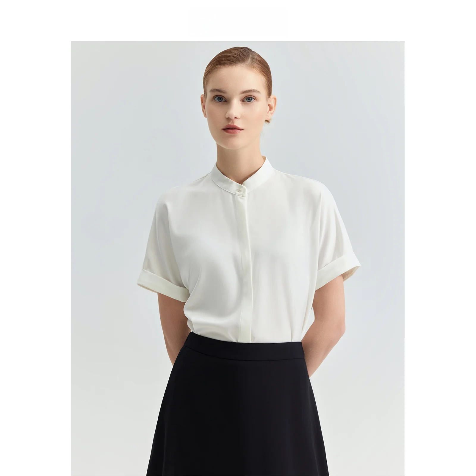 Женский деловой костюм LeLenth: повседневная юбка и белая приталенная рубашка с коротким рукавом для профессионального собеседования, летний дизайн
Женский деловой костюм LeLenth: повседневная юбка и белая приталенная рубашка с коротким рукавом для профессионального собеседования, летний дизайн