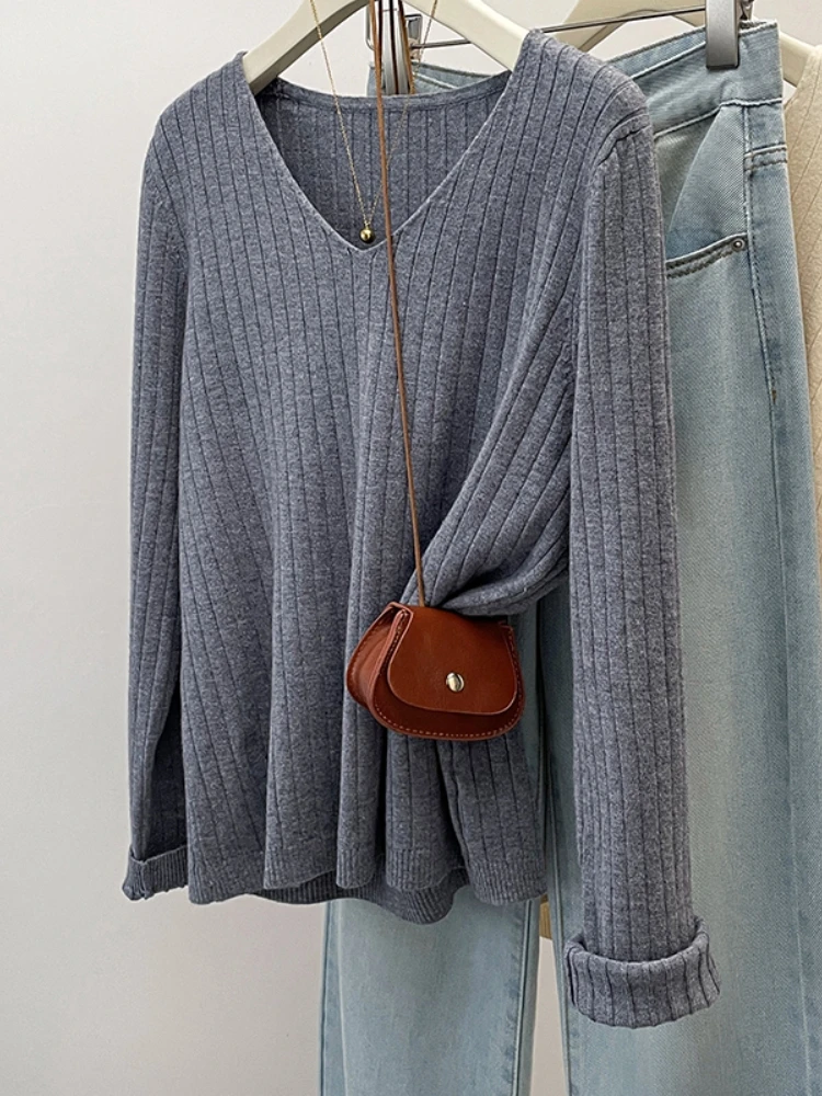 Women's Long Sleeve Knitted V-Neck Sweater Shoulder-Size Fit Spring Autumn plus Size Comfortable Texture Base Layer Top
Women's Long Sleeve Knitted V-Neck Sweater Shoulder-Size Fit Spring Autumn plus Size Comfortable Texture Base Layer Top