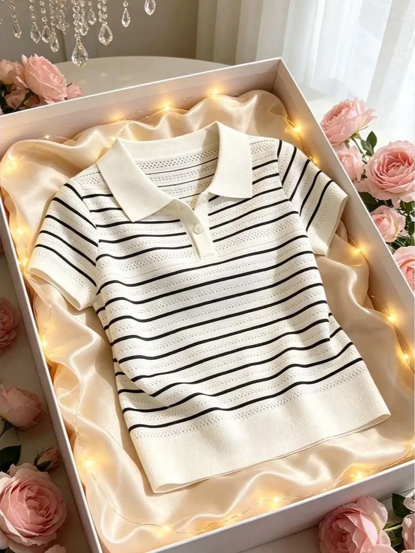 Summer 2026 Women's Fashionable Knitted Short Sleeve T-Shirt Collar Hollow out Top Slimming Belly Cover Casual Loose Fit
Summer 2026 Women's Fashionable Knitted Short Sleeve T-Shirt Collar Hollow out Top Slimming Belly Cover Casual Loose Fit