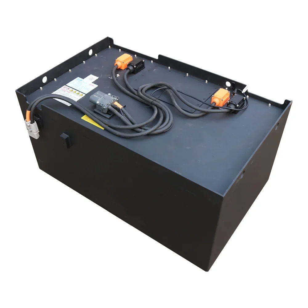 Lithium ion battery pack system 48V/51.2V20~816Ah LiFePO4 with BMS and fast charge for power traction electric forklift truck
Lithium ion battery pack system 48V/51.2V20~816Ah LiFePO4 with BMS and fast charge for power traction electric forklift truck