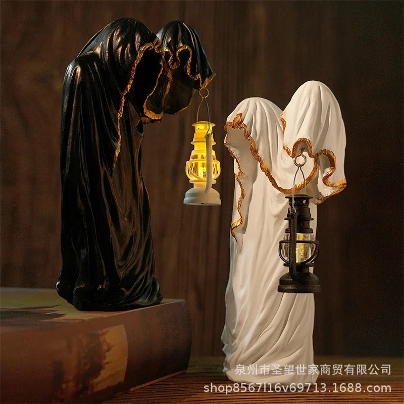 Halloween Ghost Wizard Decoration Desktop Resin Figurine With LED Lantern Spooky Black Cloak Decor For Home Bar Party Setup
Halloween Ghost Wizard Decoration Desktop Resin Figurine With LED Lantern Spooky Black Cloak Decor For Home Bar Party Setup