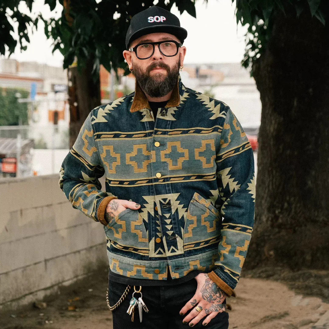 RRL 30th Anniversary Western Style Jacquard Heavy Washed Denim Jacket American Retro Coat Corduroy Collar
RRL 30th Anniversary Western Style Jacquard Heavy Washed Denim Jacket American Retro Coat Corduroy Collar