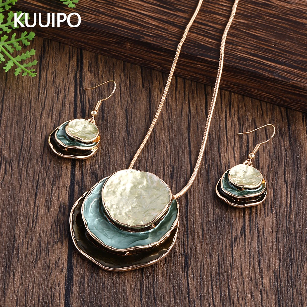 Fashion Oil Drip 3 Layers Geometric Round Pendant Necklace and Earrings Set for Women Accessories Trendy Party Jewelry Sets Gift
Fashion Oil Drip 3 Layers Geometric Round Pendant Necklace and Earrings Set for Women Accessories Trendy Party Jewelry Sets Gift