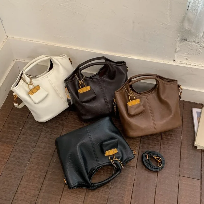 Elegant Ladies Designer Diaper Bag Luxury Leather Tote Bag Vintage Crossbody Messenger Stylish Fashion
Elegant Ladies Designer Diaper Bag Luxury Leather Tote Bag Vintage Crossbody Messenger Stylish Fashion