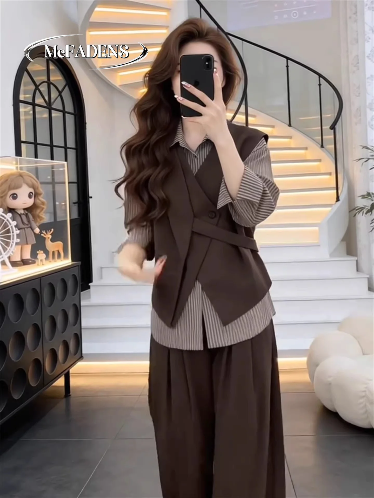 Spring Casual Striped Shirt Belted Vest Wide Leg Pants Three Piece Set Women's Deep Coffee Color Commute Comfortable Fashion
Spring Casual Striped Shirt Belted Vest Wide Leg Pants Three Piece Set Women's Deep Coffee Color Commute Comfortable Fashion