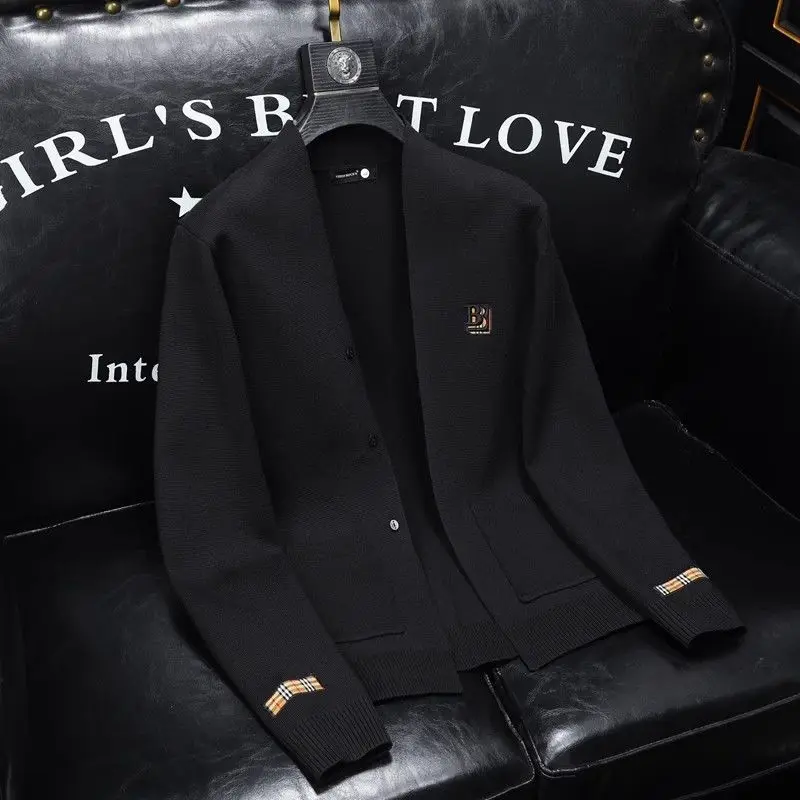 Высококачественная мужская куртка Design sense, корейская версия, облегающий вязаный свитер, новая модная брендовая деловая мужская одежда
Высококачественная мужская куртка Design sense, корейская версия, облегающий вязаный свитер, новая модная брендовая деловая мужская одежда