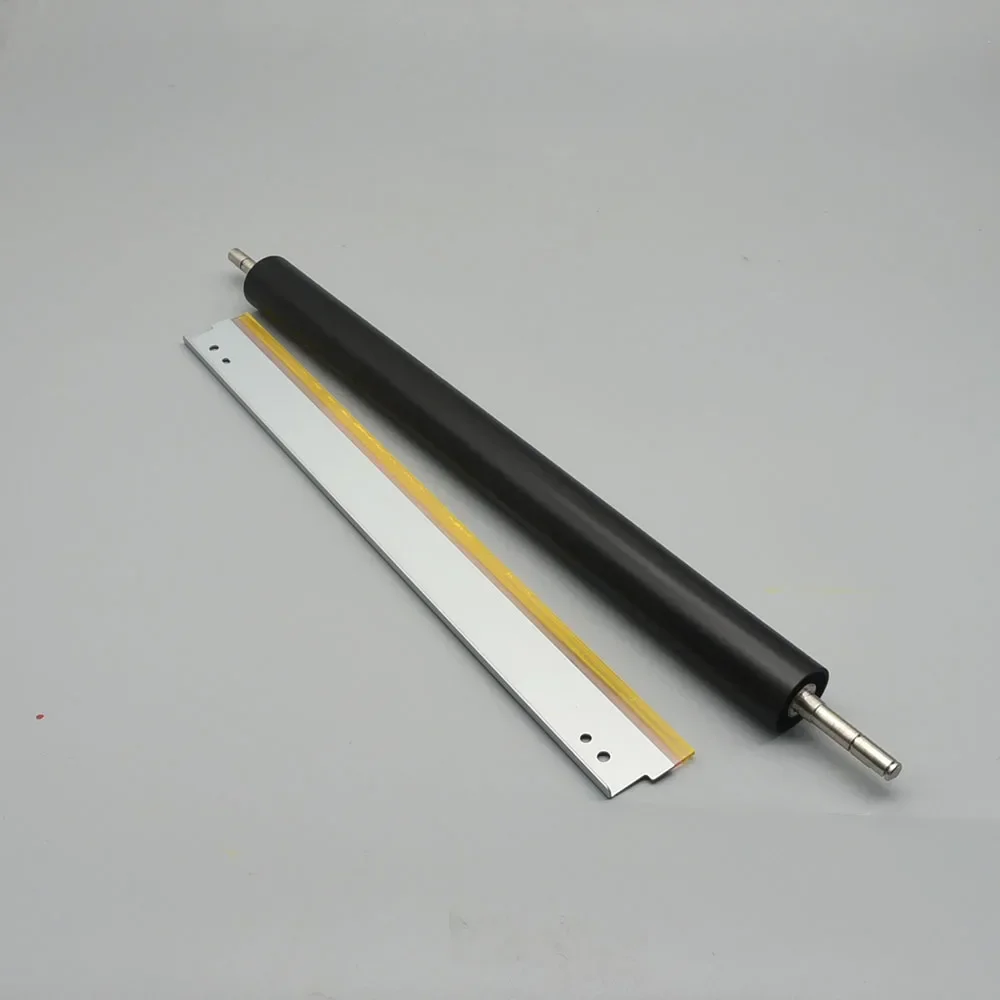 ROLL BTR 2ND Transfer Roller + Cleaning Blade be for Xerox C60 C70 C75 J75 550 560 570 Digital Color Press 700 700i 770 C5580 C6
ROLL BTR 2ND Transfer Roller + Cleaning Blade be for Xerox C60 C70 C75 J75 550 560 570 Digital Color Press 700 700i 770 C5580 C6