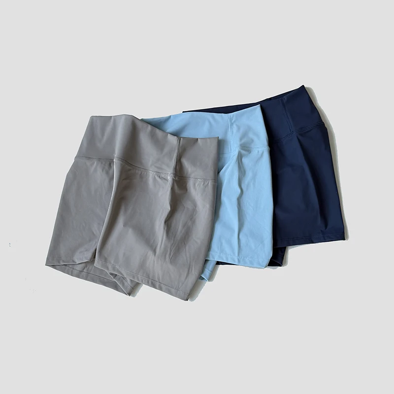 Мягкие однотонные плотные женские спортивные шорты для фитнеса с высокой талией, короткие леггинсы для йоги, комплексные тренировочные спортивные шорты для бега
Мягкие однотонные плотные женские спортивные шорты для фитнеса с высокой талией, короткие леггинсы для йоги, комплексные тренировочные спортивные шорты для бега