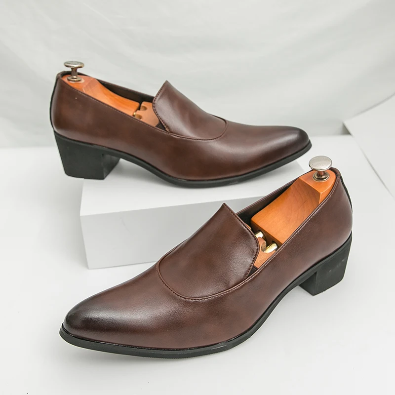 Классические стильные лоферы без шнуровки с круглым носком, дышащие нескользящие деловые платья, свадебные офисные повседневные мужские кожаные туфли
Классические стильные лоферы без шнуровки с круглым носком, дышащие нескользящие деловые платья, свадебные офисные повседневные мужские кожаные туфли