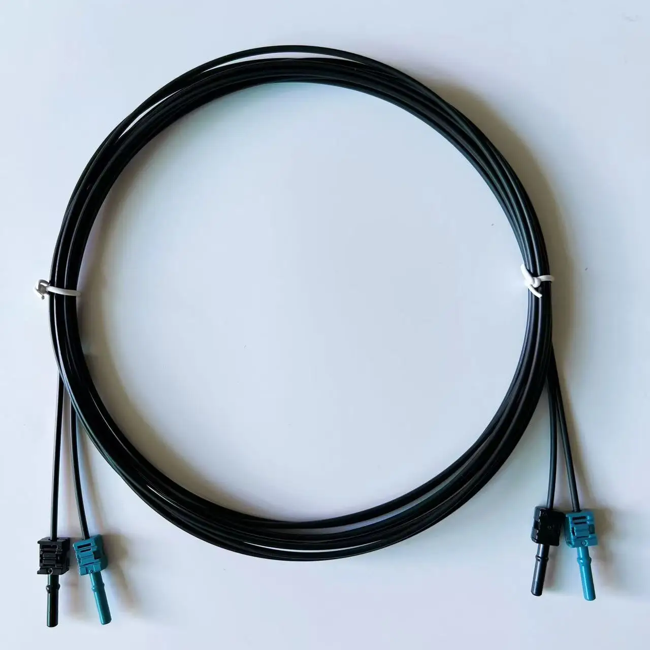 Пластиковый оптоволоконный кабель 1мм 1,0*2,2мм дуплекс 100м с разъемом
Пластиковый оптоволоконный кабель 1мм 1,0*2,2мм дуплекс 100м с разъемом