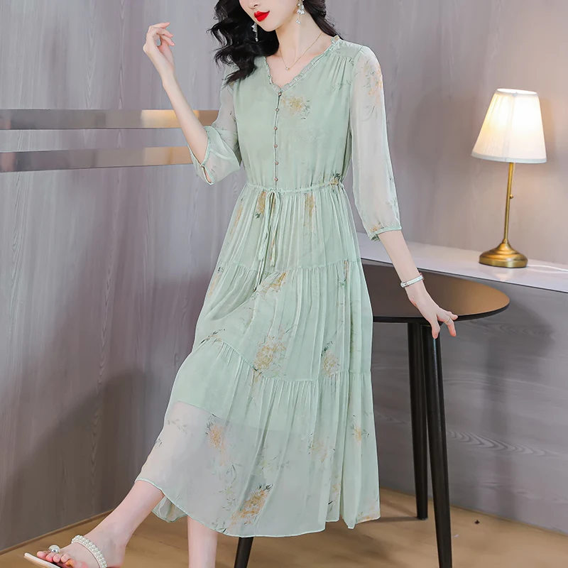 2023 New Silk Flower Print Dress Women's Summer Short Sleeves Thin Relaxed Slim Flower Color Heavyweight Silk Knee Length Dress
2023 New Silk Flower Print Dress Women's Summer Short Sleeves Thin Relaxed Slim Flower Color Heavyweight Silk Knee Length Dress