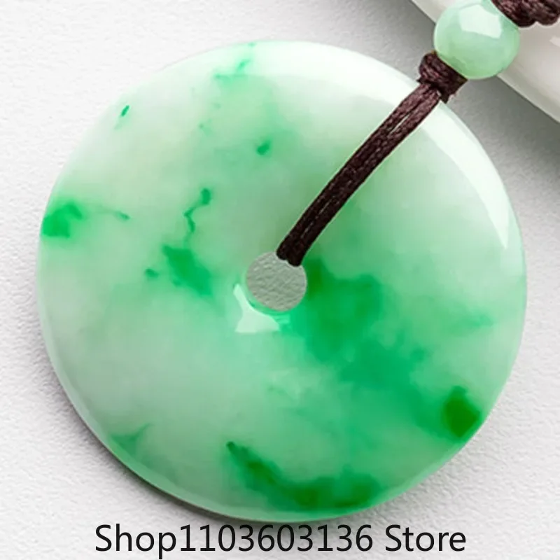 Spinach Green Ice Seed Floating Flower Safety Buckle Pendant Fashionable Couple Model
Spinach Green Ice Seed Floating Flower Safety Buckle Pendant Fashionable Couple Model