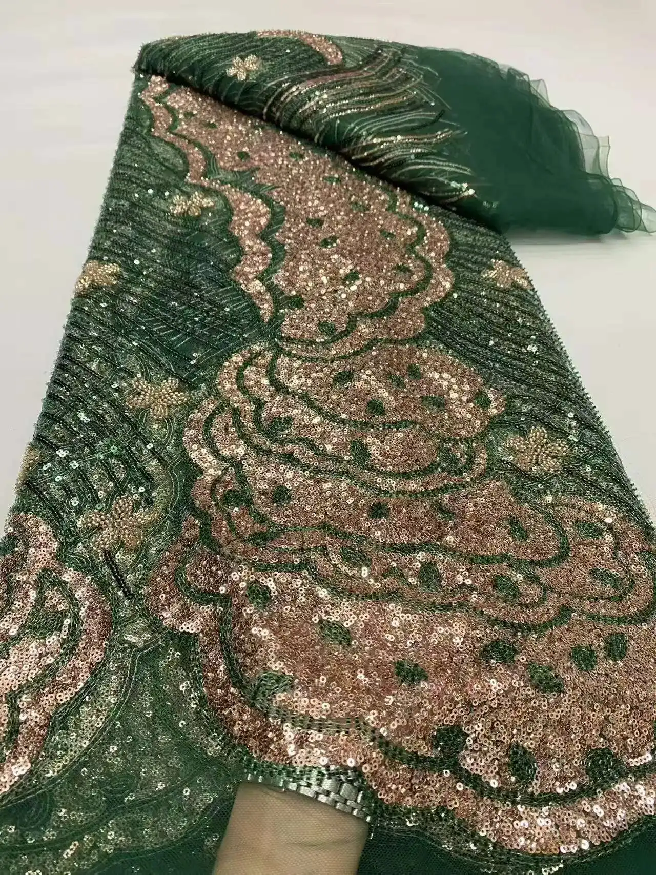 2025 High Quality African 3D Flower Embroidery Beaded Lace Fabric Handmade French Tulle Lace Fabric for Wedding Dress
2025 High Quality African 3D Flower Embroidery Beaded Lace Fabric Handmade French Tulle Lace Fabric for Wedding Dress