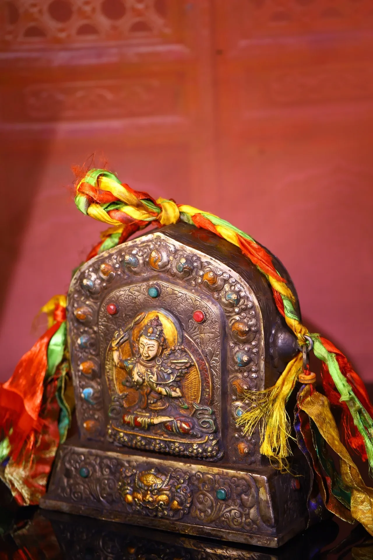 9"Tibetan Temple Collection Old Tiantie Painted Mosaic Gem Manjushri Bodhisattva Buddha Gawu Box Buddhist Niche Worship Hall
9"Tibetan Temple Collection Old Tiantie Painted Mosaic Gem Manjushri Bodhisattva Buddha Gawu Box Buddhist Niche Worship Hall