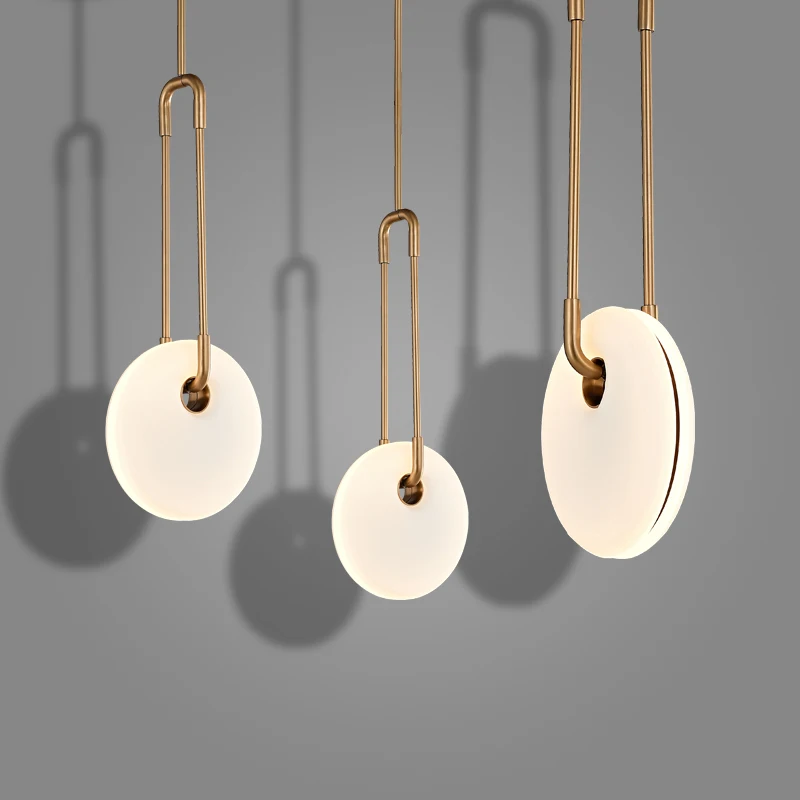 Современный круглый подвесной светильник, абажур из матового стекла с латунными акцентами, минималистичный потолочный светильник для кухни, острова, столовой
Современный круглый подвесной светильник, абажур из матового стекла с латунными акцентами, минималистичный потолочный светильник для кухни, острова, столовой