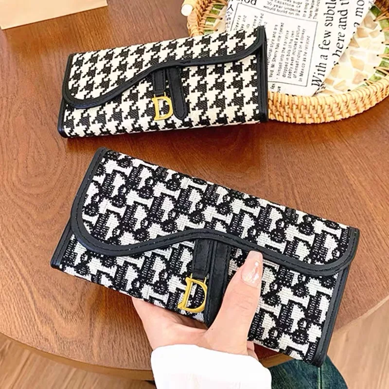 2024 New Fashionable Korean Thousand Bird Grid Wallet Women's Long Design Folding Handheld Zero Wallet Short Card Bag Women
2024 New Fashionable Korean Thousand Bird Grid Wallet Women's Long Design Folding Handheld Zero Wallet Short Card Bag Women
