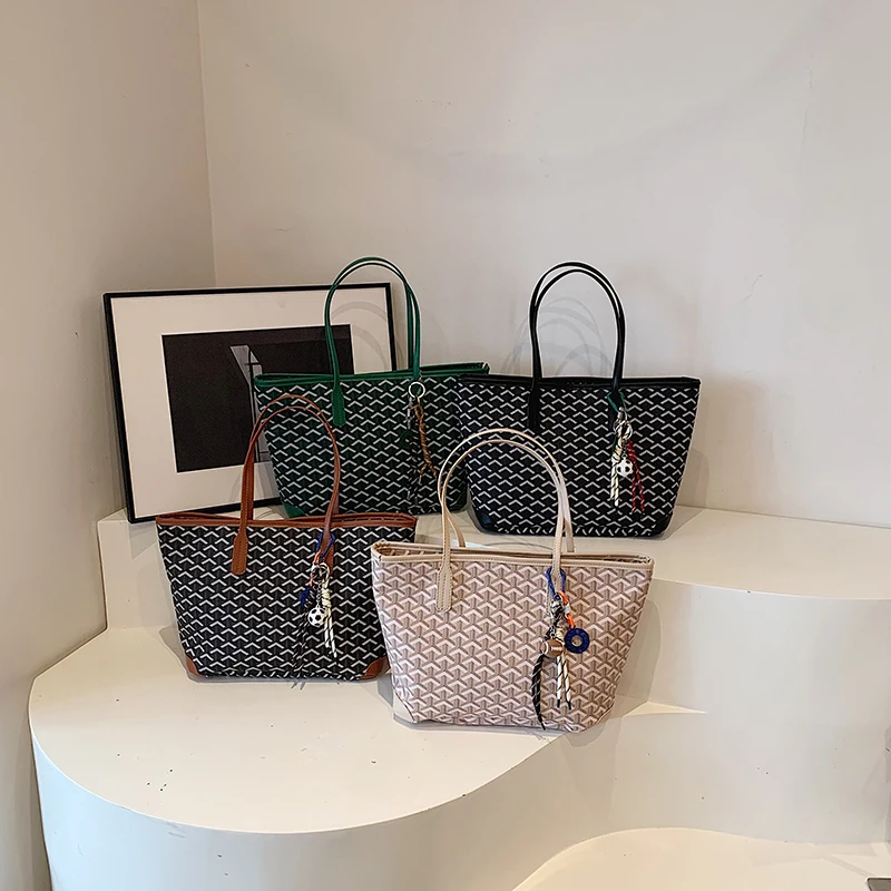 Elegant Casual Tote Bag Unique Leisure Business Commuter Messenger Purse Shopper With Simple Solid Color And Paris Fashion
Elegant Casual Tote Bag Unique Leisure Business Commuter Messenger Purse Shopper With Simple Solid Color And Paris Fashion