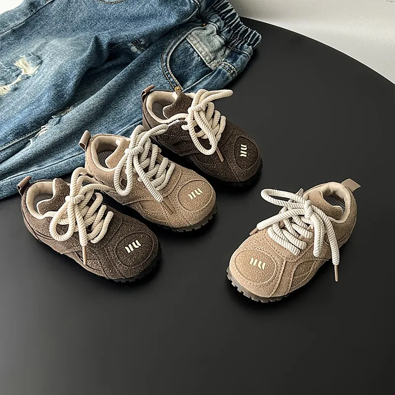 2025 Spring and Autumn New PU Fashion Comfort Children's Sports Shoes for Boys and Girls Soft Bottom Anti Slip Retro Baby Shoes
2025 Spring and Autumn New PU Fashion Comfort Children's Sports Shoes for Boys and Girls Soft Bottom Anti Slip Retro Baby Shoes