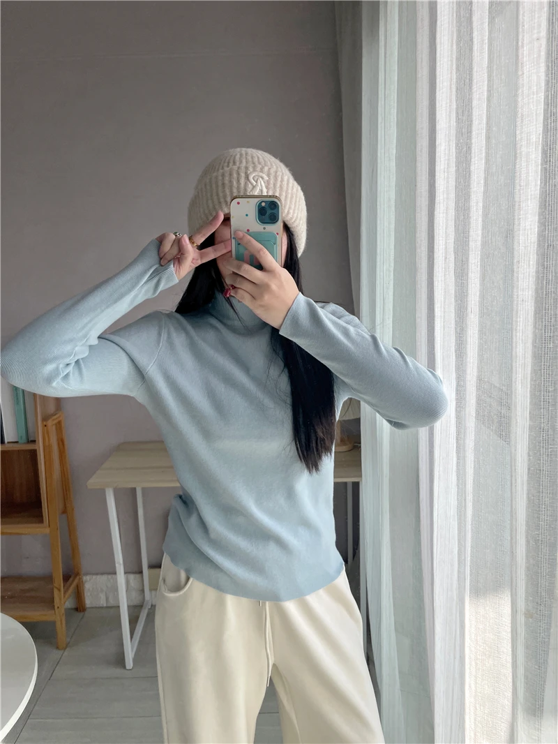 Женский модный топ с эффектом похудения, однотонный, из трикотажа с высоким воротником, из мягкой пряжи, осень 2025, простой стиль
Женский модный топ с эффектом похудения, однотонный, из трикотажа с высоким воротником, из мягкой пряжи, осень 2025, простой стиль