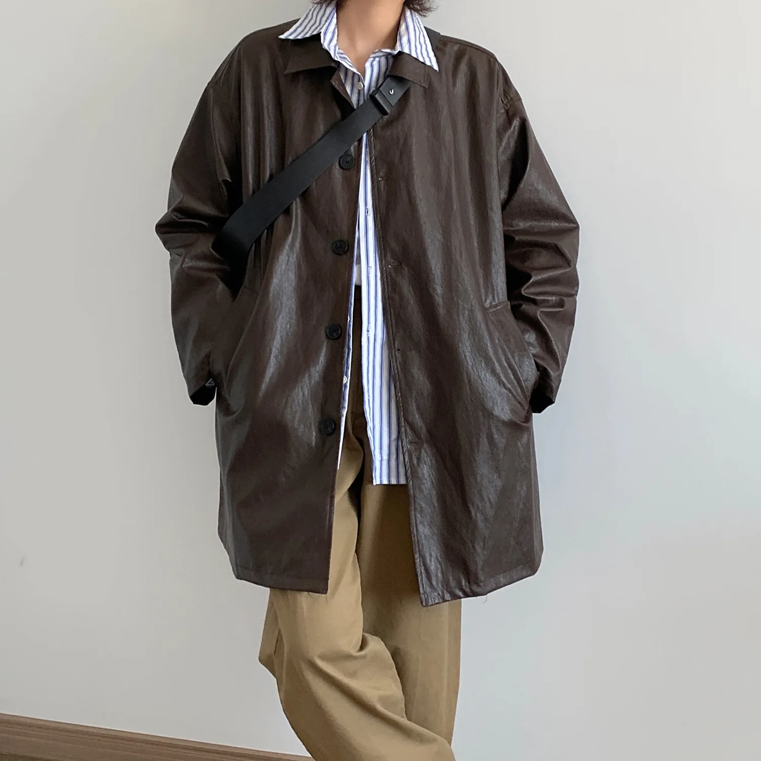 Fashion Trench Coat Autumn Coat Retro Long Pu Leather Coat Man Men's Loose Casual
Fashion Trench Coat Autumn Coat Retro Long Pu Leather Coat Man Men's Loose Casual
